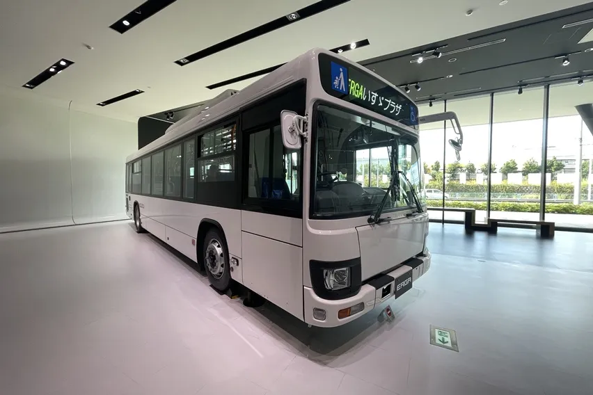 Isuzu Erga EV Otonom, Bus Listrik Tanpa Sopir Siap Sambut Masa Depan